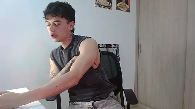 Snapshot of jaico_santos chatting on June 20, 11:29 pm jaico santos online show from June 20, 11:29 pm