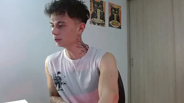 Snapshot of jaico_santos chatting on July 23, 11:24 pm jaico santos online show from July 23, 11:24 pm