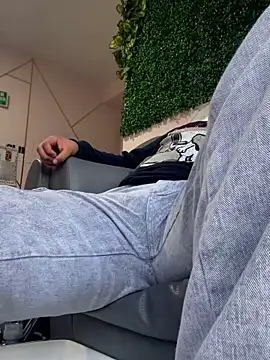 tomy hot20 online show from November 7, 9:26 pm