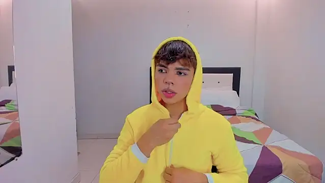 Snapshot of Zacktorres_ chatting on January 31, 11:36 pm Zacktorres online show from January 31, 11:36 pm