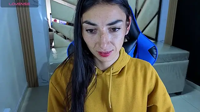 Maily a  online show from February 27, 2:55 am