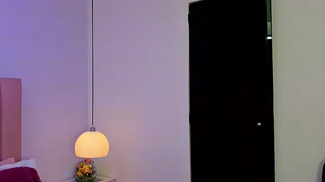 Amy Ferreira online show from October 11, 3:28 am