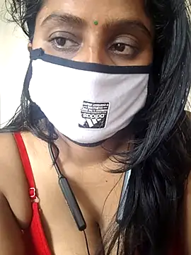 Jasmine Januja online show from February 13, 7:15 am