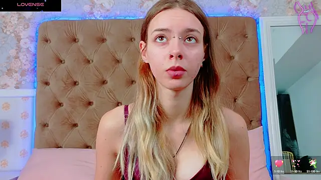 CoraVex online show from October 24, 4:20 am