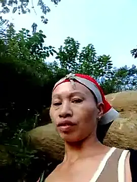 Snapshot of donna-bae chatting on October 29, 12:02 am donna-bae online show from October 29, 12:02 am