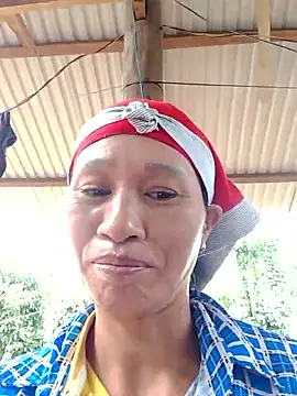 Snapshot of donna-bae chatting on November 23, 2:55 am donna-bae online show from November 23, 2:55 am