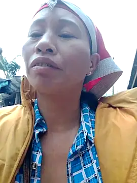 Snapshot of donna-bae chatting on February 19, 9:49 am donna-bae online show from February 19, 9:49 am