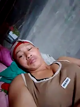 Snapshot of donna-bae chatting on February 22, 10:41 pm donna-bae online show from February 22, 10:41 pm