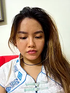 Snapshot of MaiHoang2k chatting on October 22, 2:56 am MaiHoang2k online show from October 22, 2:56 am