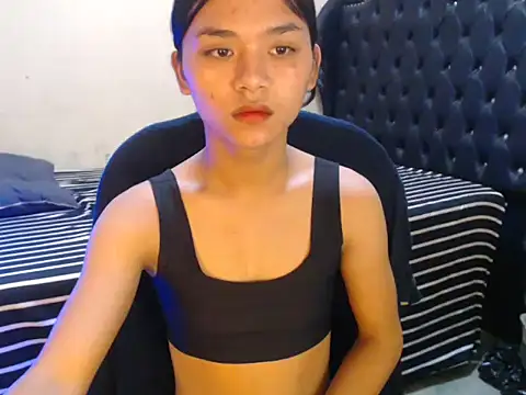 Snapshot of sweet_athena chatting on April 5, 9:17 am sweet athena online show from April 5, 9:17 am