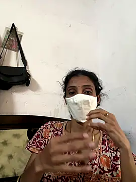 sweetreddy-02 online show from November 18, 5:45 am