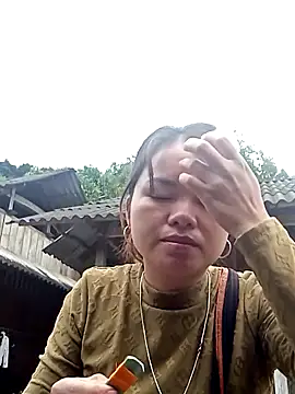 emly-xinh18 online show from November 19, 2:55 am