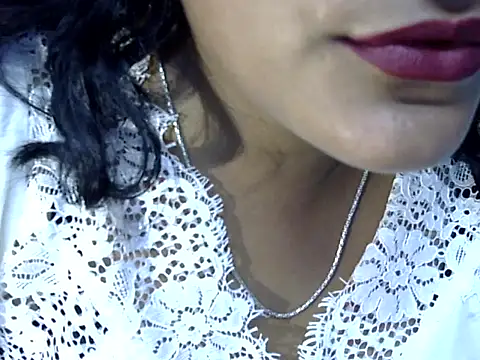 Snapshot of SURBHI_98 chatting on September 24, 9:12 am SURBHI 98 online show from September 24, 9:12 am