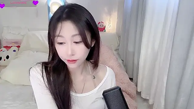 ai-ai-mi online show from March 8, 2:59 am