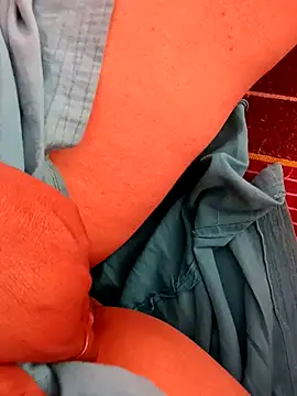 Hott locky online show from October 18, 7:53 am