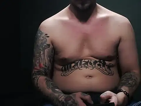 guesswhatbitch online show from November 9, 8:29 pm