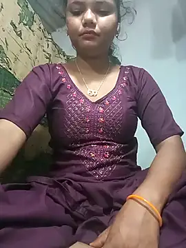 Hot Shredha online show from October 24, 1:03 am