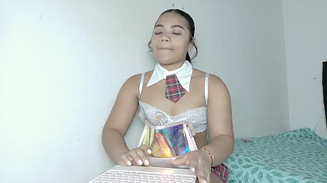 Natashaparker   online show from March 19, 10:36 pm