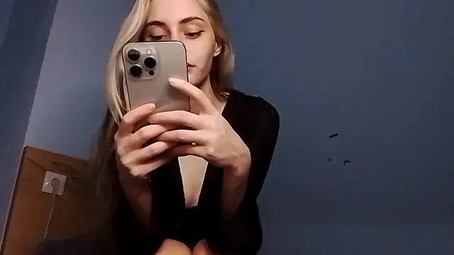 lesyawhite online show from November 2, 6:54 pm