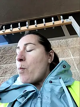 bichota85 online show from February 3, 11:04 am