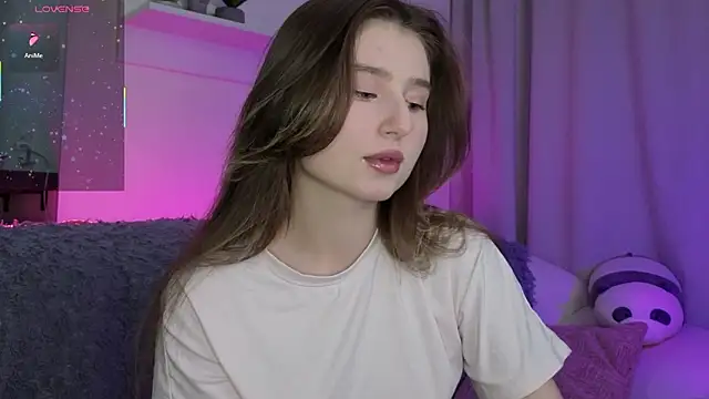  Lua   online show from March 26, 6:13 pm