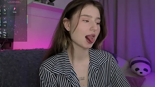  Lua   online show from April 1, 3:07 am