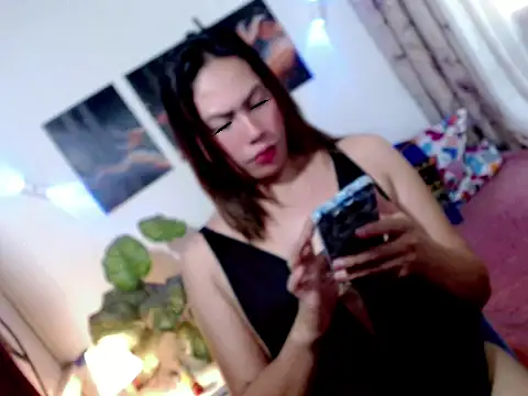 Your ultimateloverxx online show from July 25, 1:36 am