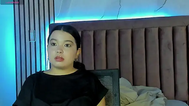 Snapshot of LunaWiill_ chatting on September 22, 12:18 pm LunaWiill online show from September 22, 12:18 pm