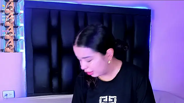 LunaWiill  online show from November 5, 12:05 pm