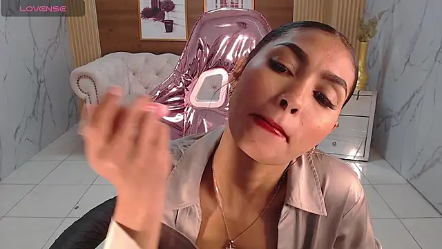 lissandra s online show from October 27, 8:46 pm