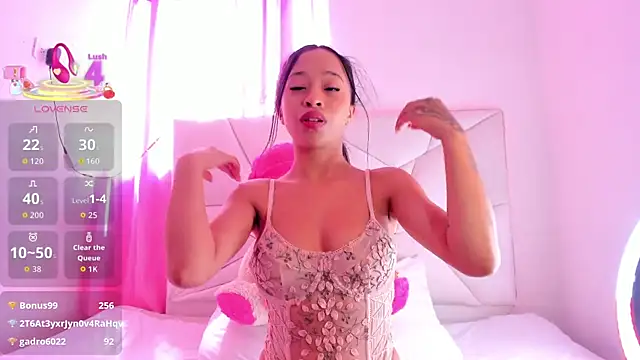 CatalinaBel online show from October 11, 6:06 pm