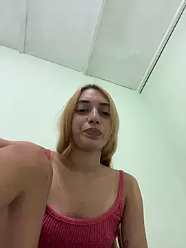 loirinhaaa online show from March 16, 10:47 pm