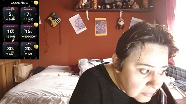 Snapshot of Sasharosee2 chatting on October 11, 12:36 pm Sasharosee2 online show from October 11, 12:36 pm