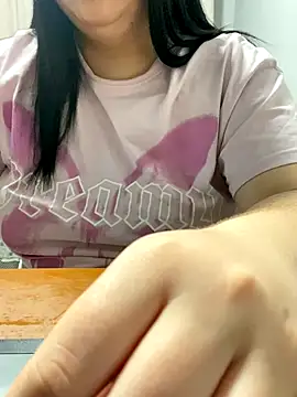 Snapshot of Ellainaaa chatting on October 11, 10:41 pm Ellainaaa online show from October 11, 10:41 pm