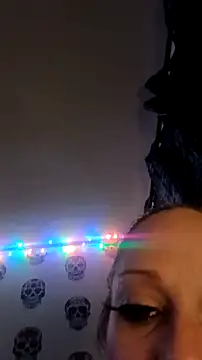 Snapshot of curvybabe88 chatting on November 16, 10:37 pm curvybabe88 online show from November 16, 10:37 pm