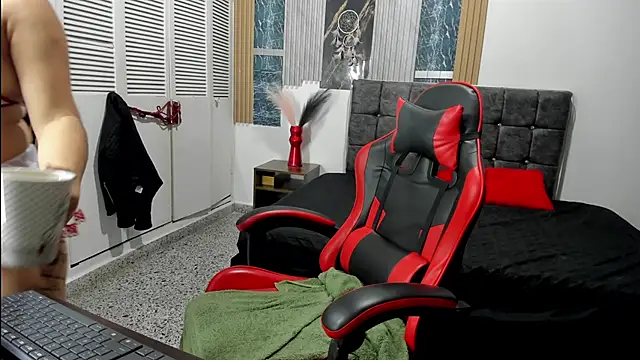 megan yq online show from October 21, 12:55 am