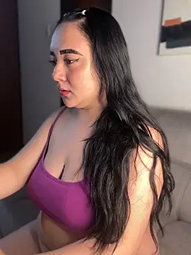Ssusann Pink online show from September 20, 2:34 am