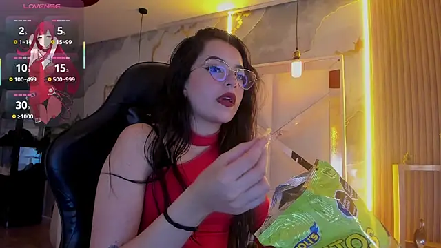 Snapshot of sophiadoll_tf chatting on February 11, 11:43 pm sophiadoll tf online show from February 11, 11:43 pm