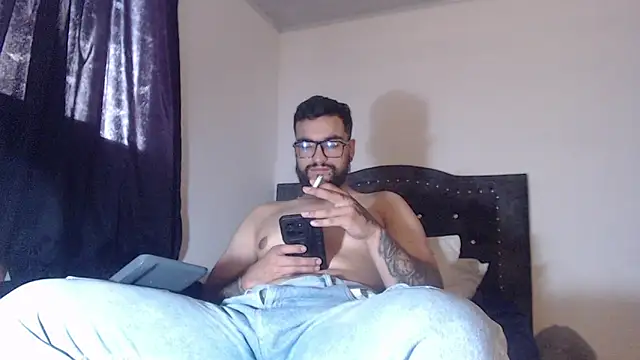 Chrys harris77 online show from March 18, 6:22 pm