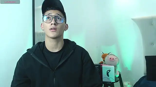 SalvadorFit online show from February 5, 8:24 pm