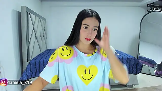 Daniela x19 online show from February 5, 12:37 am