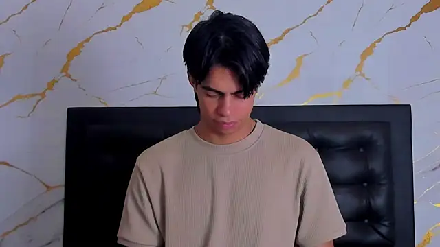 cody pipper  online show from October 10, 12:59 pm