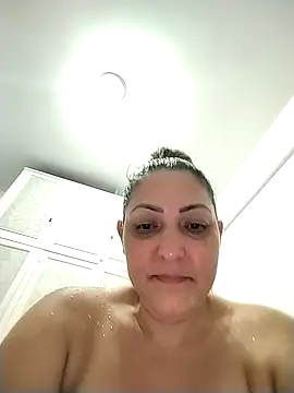 Lunita86 online show from February 11, 3:33 am