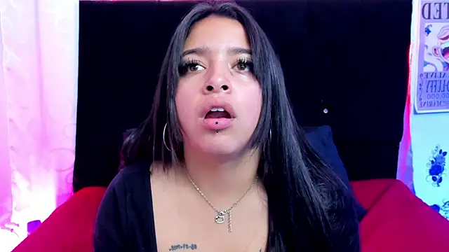 queen salomme online show from December 22, 9:01 pm