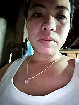 Snapshot of tulipsexy chatting on October 13, 11:27 pm tulipsexy online show from October 13, 11:27 pm