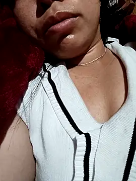 Snapshot of tulipsexy chatting on October 26, 10:25 pm tulipsexy online show from October 26, 10:25 pm