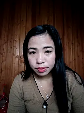 Snapshot of tulipsexy chatting on November 13, 12:42 am tulipsexy online show from November 13, 12:42 am