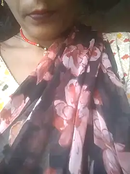 Snapshot of Hott_cutgirl chatting on October 15, 9:09 am Hott cutgirl online show from October 15, 9:09 am