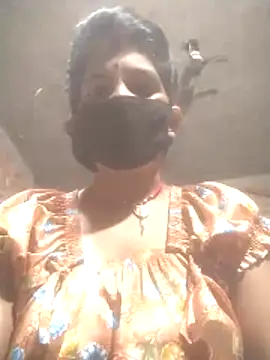 Snapshot of Hott_cutgirl chatting on November 14, 4:06 pm Hott cutgirl online show from November 14, 4:06 pm