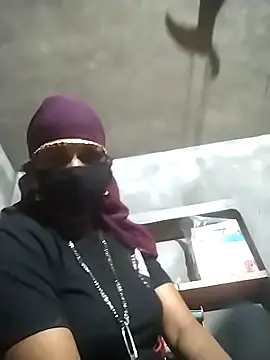 Hott cutgirl online show from January 18, 4:22 pm